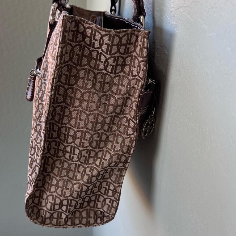 Giani Bernini Shoulder Bag Tote Brown & Tan Classic Signature Logo EUC - Picture 5 of 16
